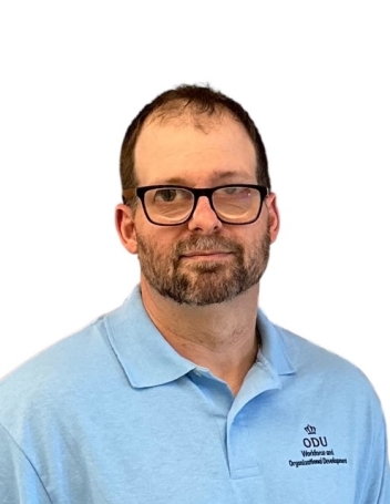 Mark Gray headshot